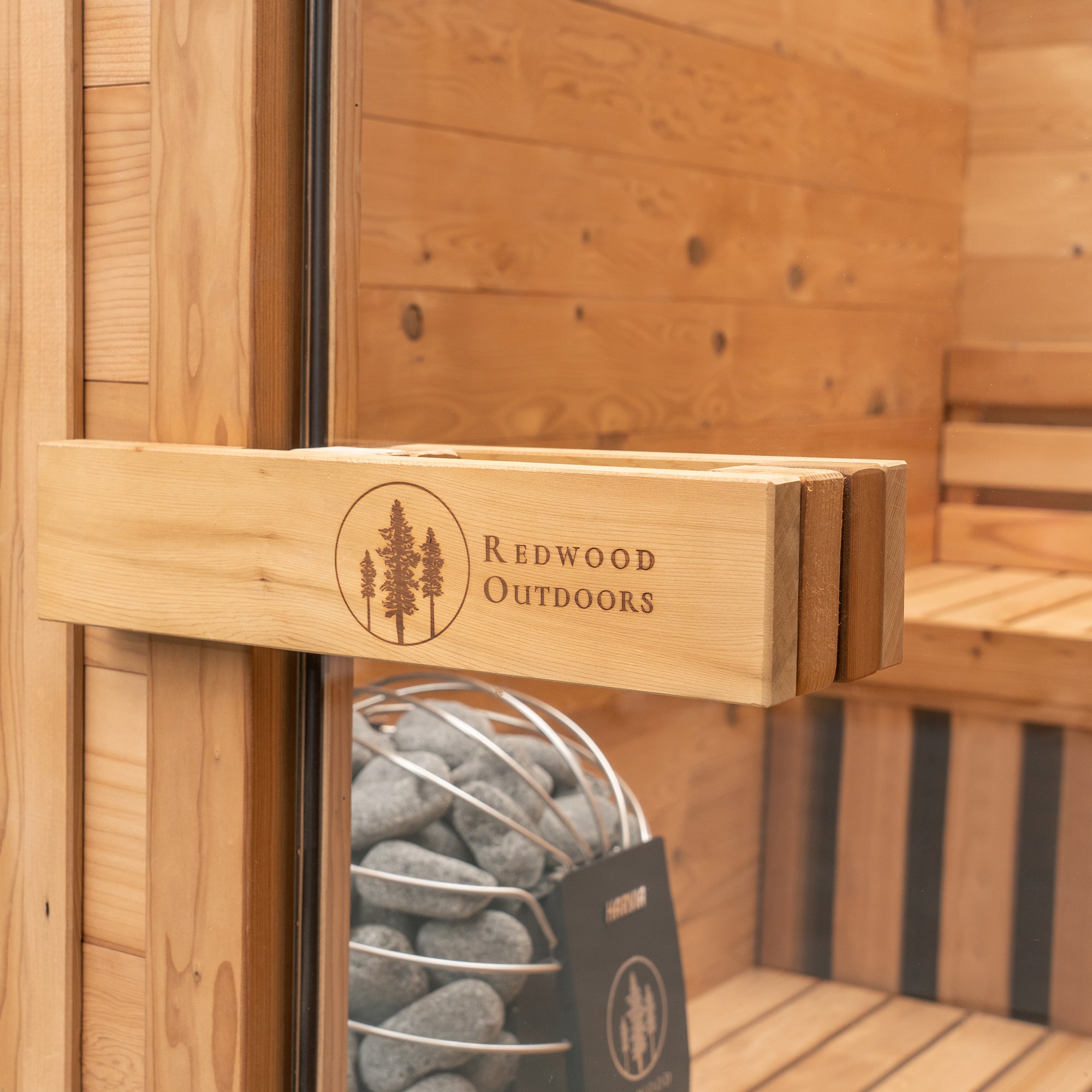 Redwood Outdoors 4-Person Cabin Outdoor Sauna SN-CBU-H4K001F
