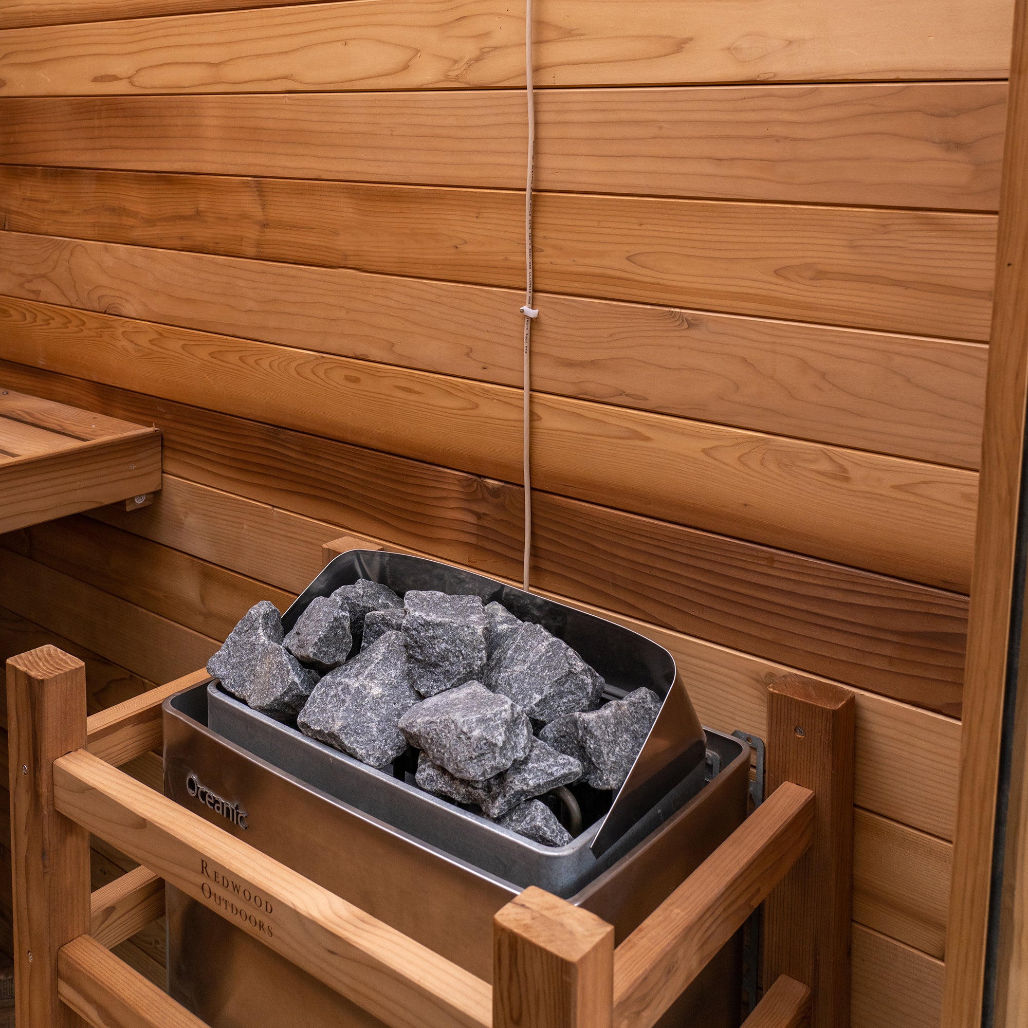 Redwood Outdoors 3-Person Haven Indoor Sauna SN-IBU-H3K001F