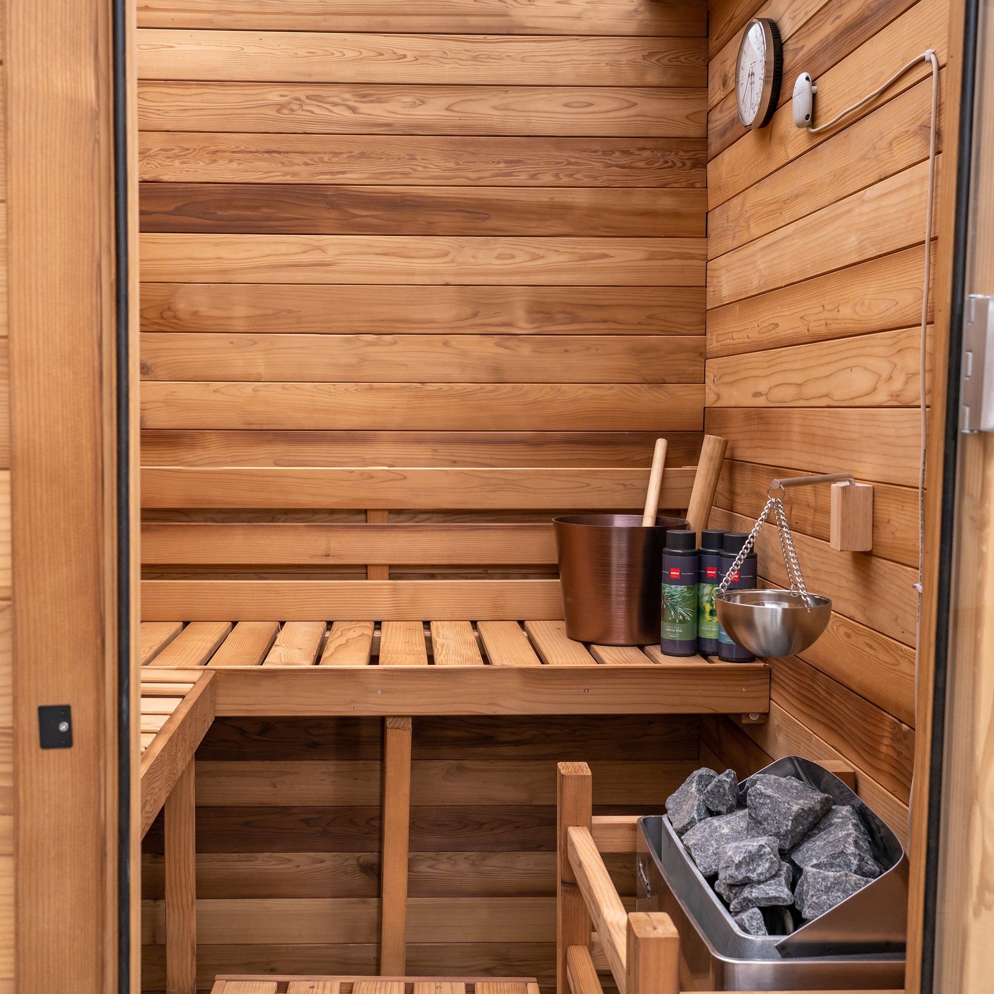 Redwood Outdoors 3-Person Haven Indoor Sauna SN-IBU-H3K001F
