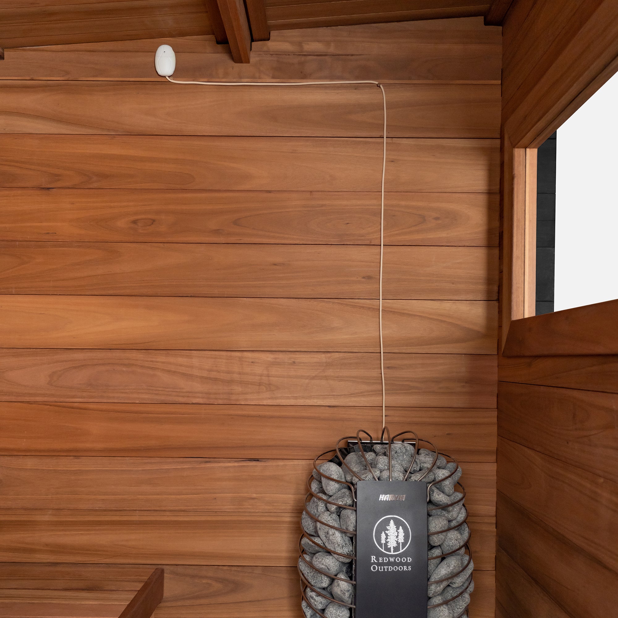 Redwood Outdoors 3-Person Oasis Outdoor Sauna SN-CBK-E3K001F