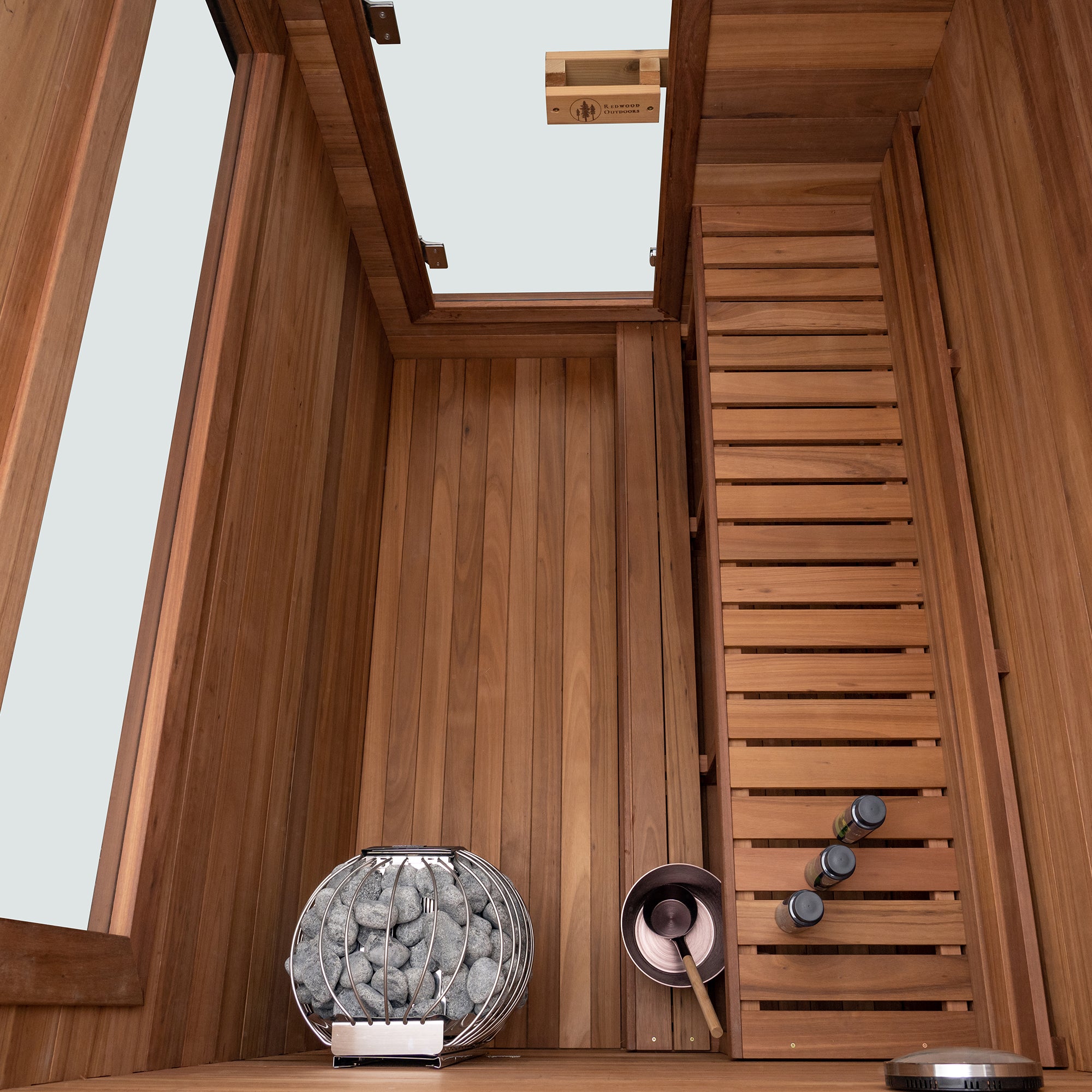 Redwood Outdoors 3-Person Oasis Outdoor Sauna SN-CBK-E3K001F