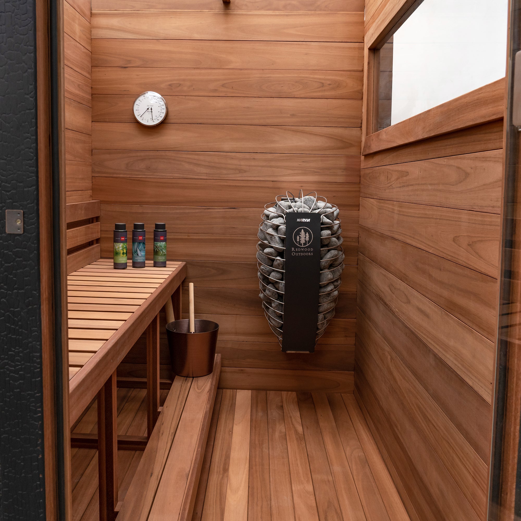 Redwood Outdoors 3-Person Oasis Outdoor Sauna SN-CBK-E3K001F