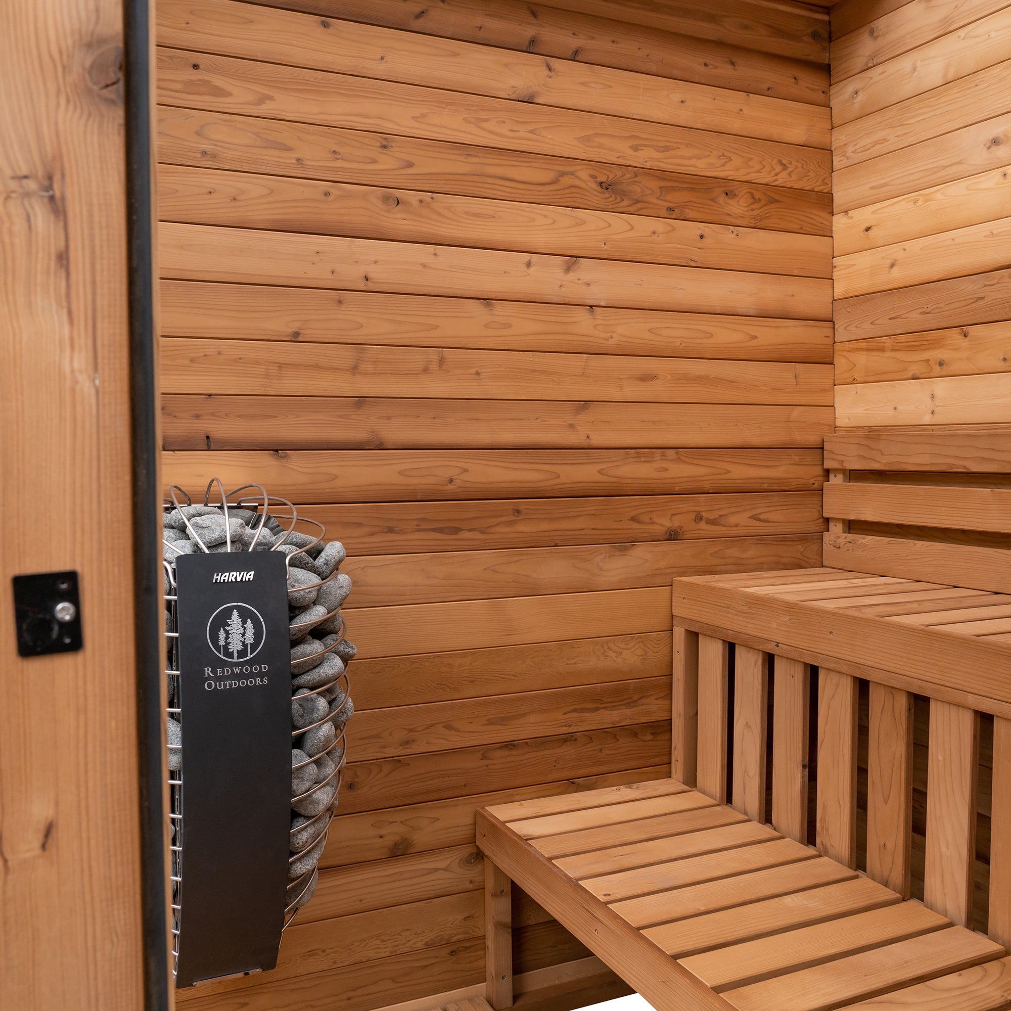Redwood Outdoors 4-Person Sanctuary Indoor Sauna SN-IBU-H4K001F